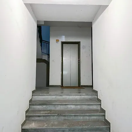 Interstellar 830 *